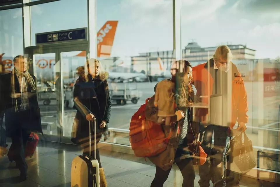 中国海关回国旅客携带物品规定,出入中国海关千万别带这些东西