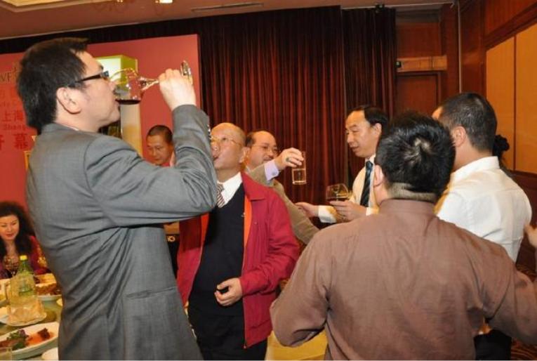 酒局上喝醉如何醒酒,酒局应酬需求哪些技巧和方法