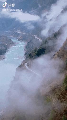 全世界最美的高速公路,世界公认的5个绝美公路