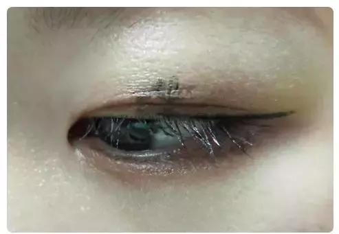 网红防晒喷雾评测，这些明星同款都是什么辣鸡？