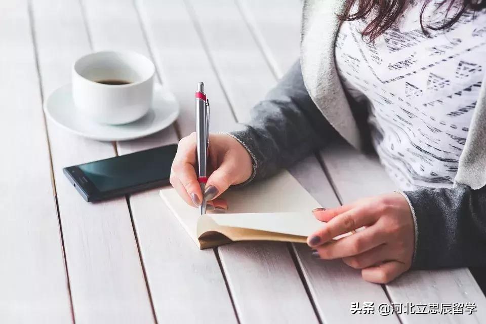 去澳洲留学的大学生怎样拿到绿卡,澳洲绿卡留学申请条件