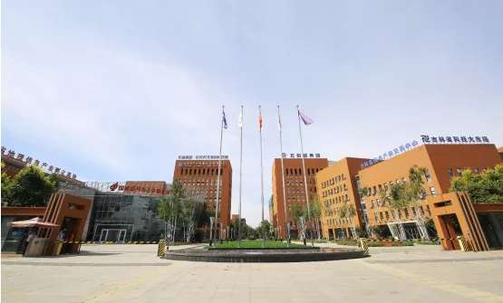 北湖的秘密：当年沃野如何成就今日科技新城？——专访北科建长春