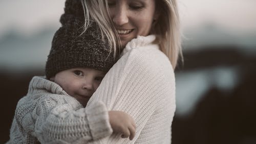 中年女人离婚时，要不要跟老公抢孩子？我劝你先想清楚这3个问题