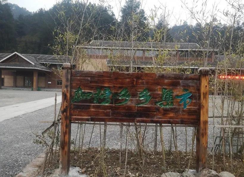 贵阳小伙骑摩托到拉萨,贵州小伙骑川崎去西藏