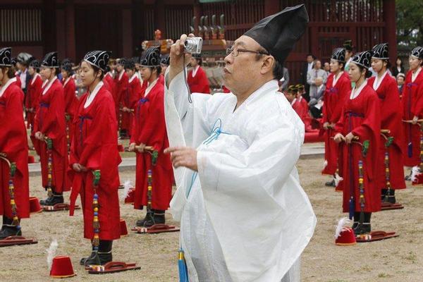韩国人施压谷歌不许叫中国春节！连春节也要申遗吗？你怎么看？