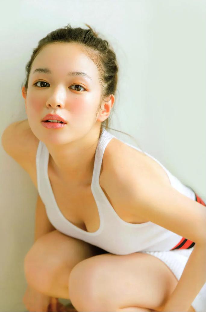 森绘梨佳100种妆容,森绘梨佳不过如此