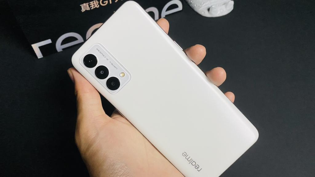 realmegt大师探索版和oppofindx3,realmegt对比realmegtneo2