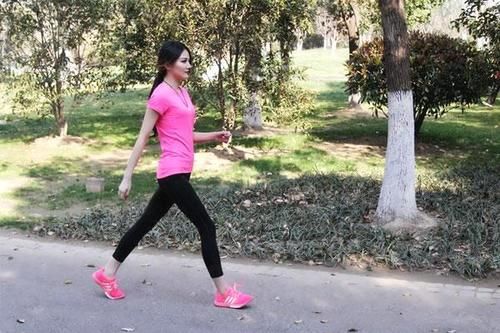 扒一扒隐藏的真相,女生屁股两侧黑印怎么消除
