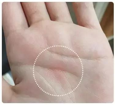 网红防晒喷雾评测，这些明星同款都是什么辣鸡？