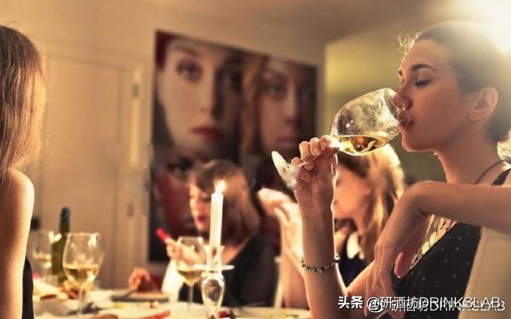 看红酒标签怎么区分红酒好坏,看红酒瓶怎么区分红酒好坏