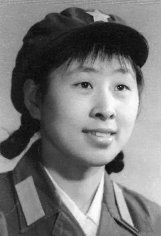 「战友美文」作家美女战友张雪梅的《烟墩角天鹅湖小渔村》