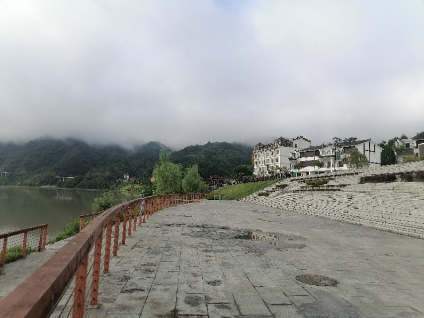宁静优雅的古镇,宁静古朴原生态古村