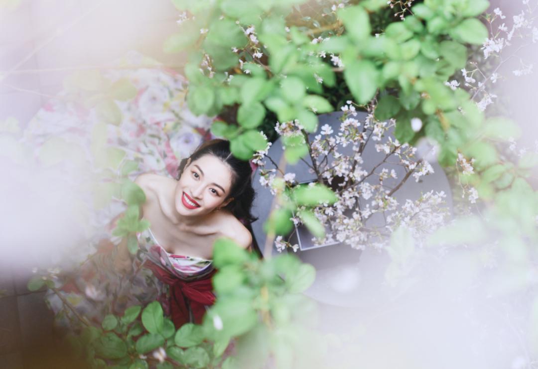 杨颖樱花与精灵妆拼图,刘嘉玲樱花美照
