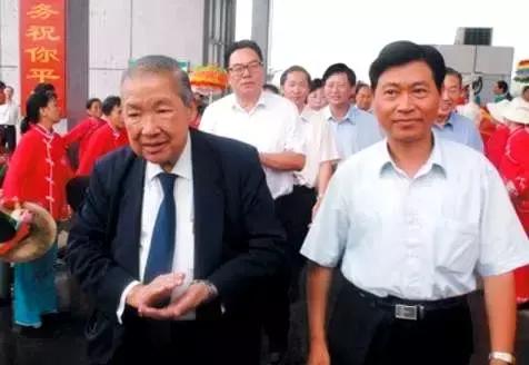 莆田首富捐款3亿,莆田富豪捐款二百多亿