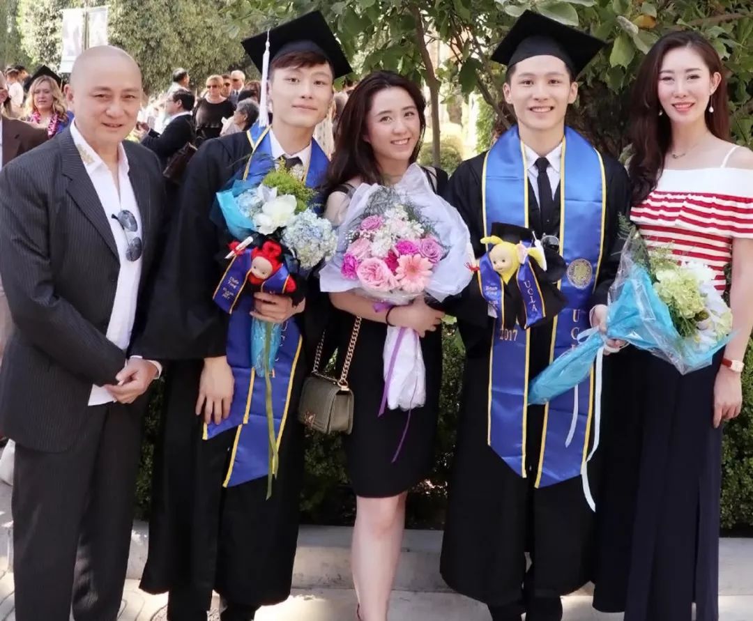 刘烨结婚请了哪些明星,除了张伟丽还有哪些女的为国争光