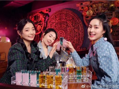 年入百万的实体店小生意,年入亿万的生意