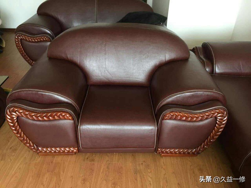 旧沙发不要了往哪丢,旧沙发不要了丢弃还得花钱找人搬
