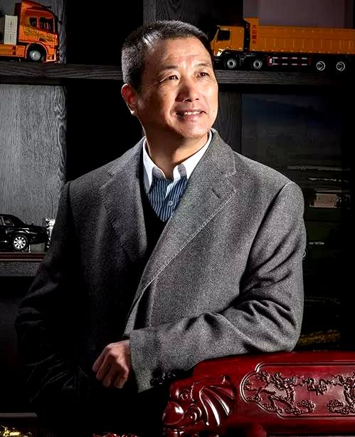 “变脸”有迹可循：深陷450亿债务危机，商业堡垒变成囚禁的牢笼