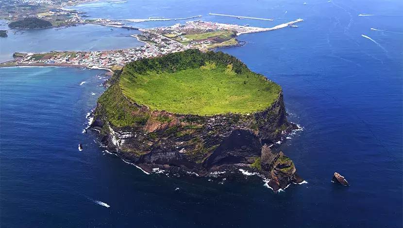 6月23日-28日，中韩影视高研班济州岛之旅
