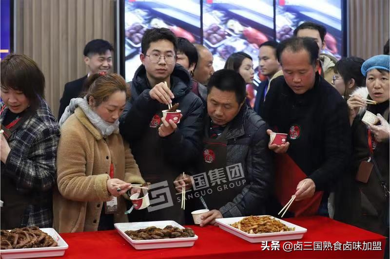 为什么餐饮行业如此红火呢？