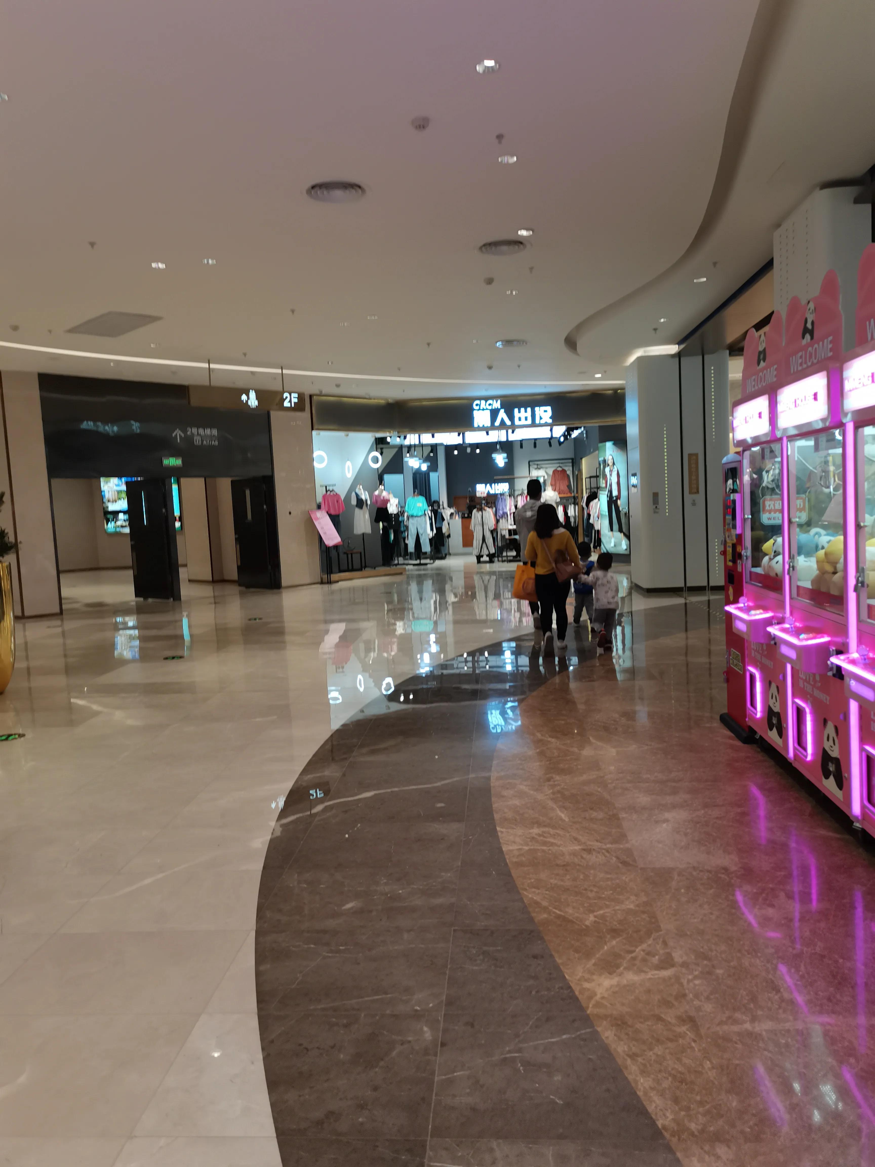 考察广东广州,考察广州市番禺区服装店