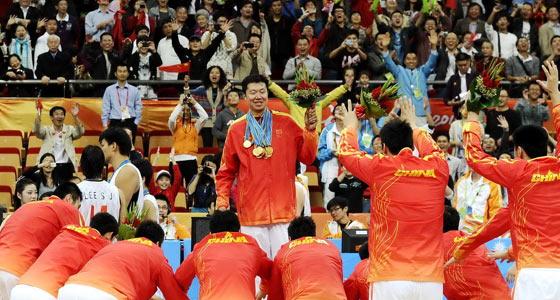广州亚运会男篮夺冠时刻,男篮亚运会夺冠表彰视频