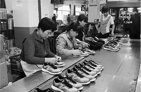 给阿迪耐克代工的鞋厂自有品牌,耐克阿迪的代工厂还造什么鞋子