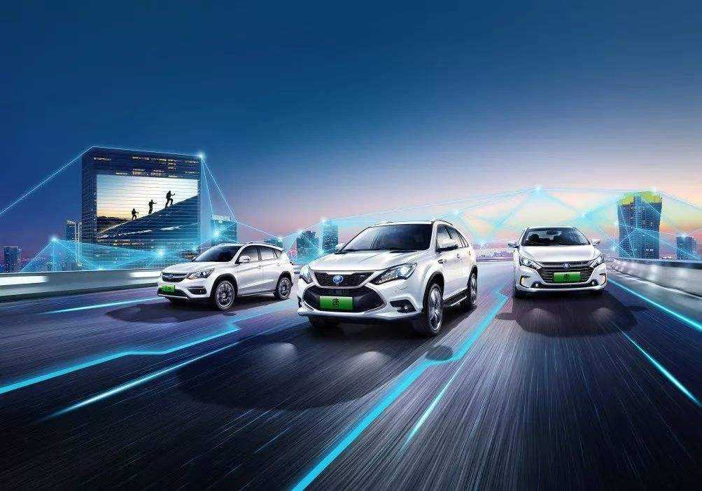 怎么跟车行驶安全,不知道司机怎么开车