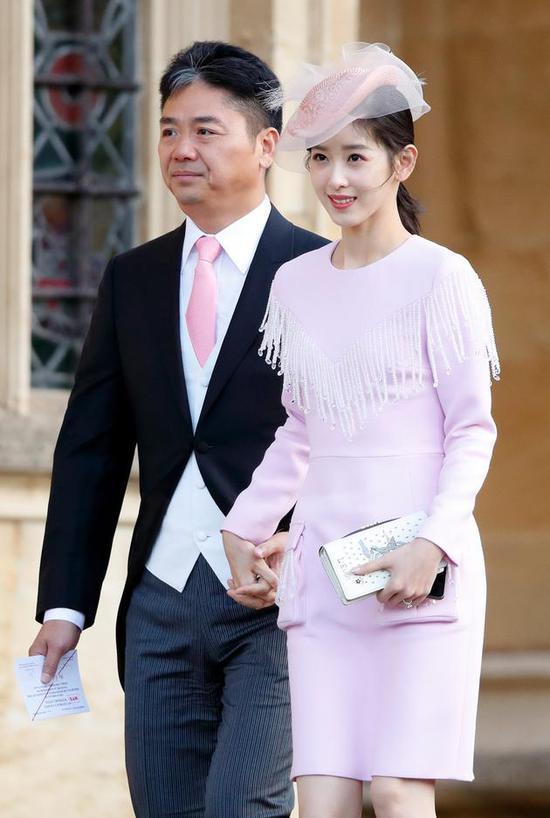 27岁奶茶妹妹身价,奶茶妹妹章泽天如何拥有500亿