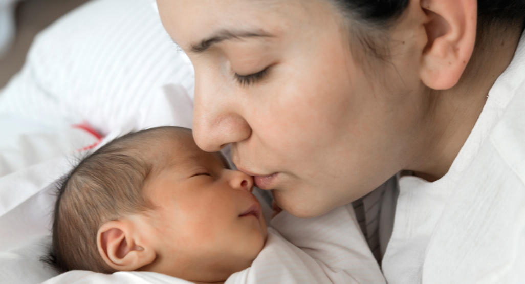 母乳严重不足怎么混合喂养好,母乳完全不够怎么办
