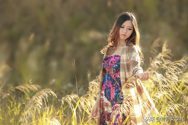 玉肌初浴乱人心，唯我独看画中人
