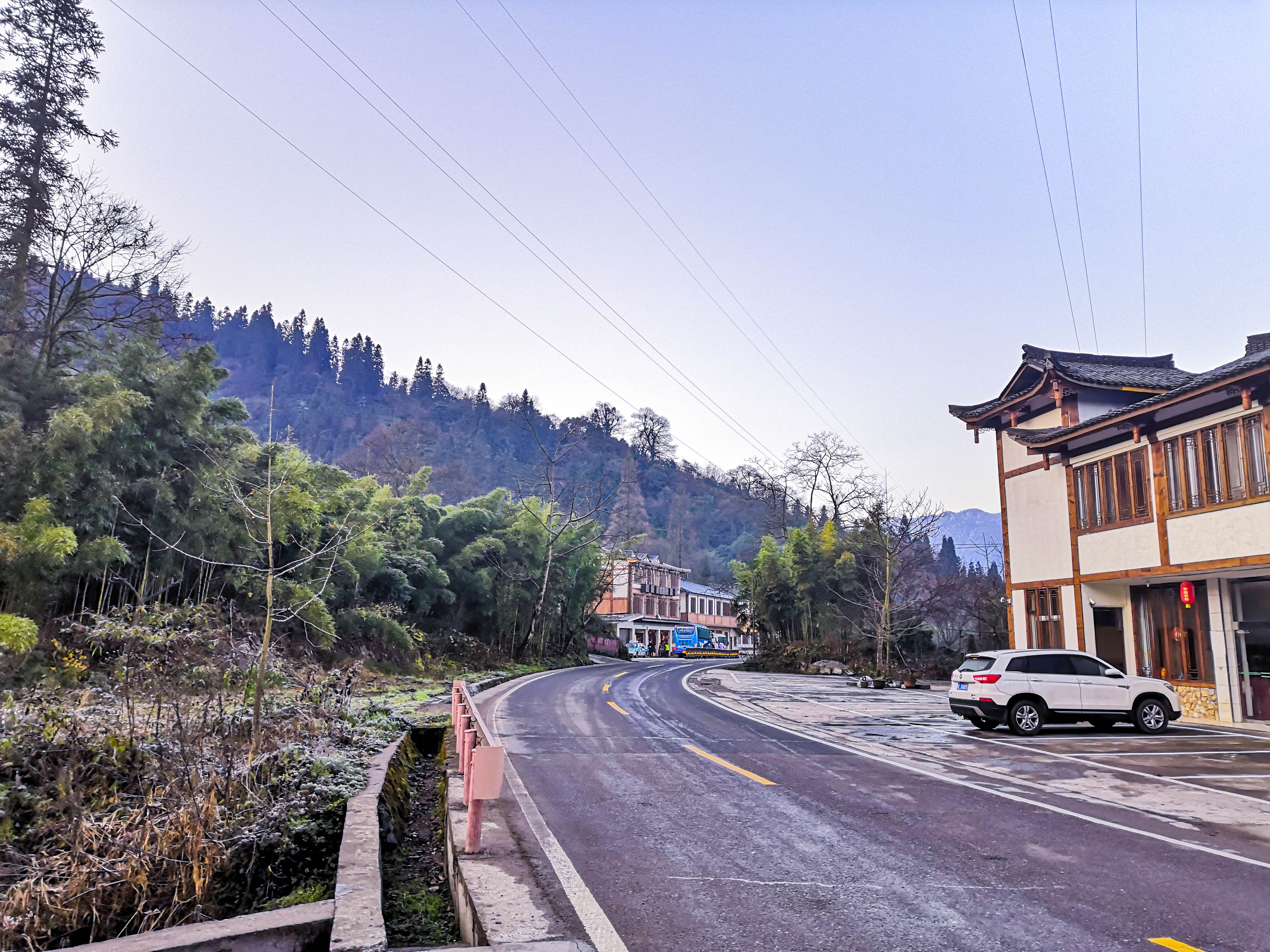 峨眉山冬雪仙境,峨眉山象城旅游
