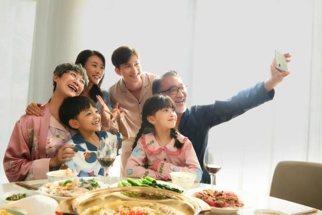 洪兴股份上市狂欢节,洪兴股份是做什么产品的