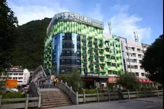 百色凌云玻璃桥旅游景区,百色玻璃桥景区