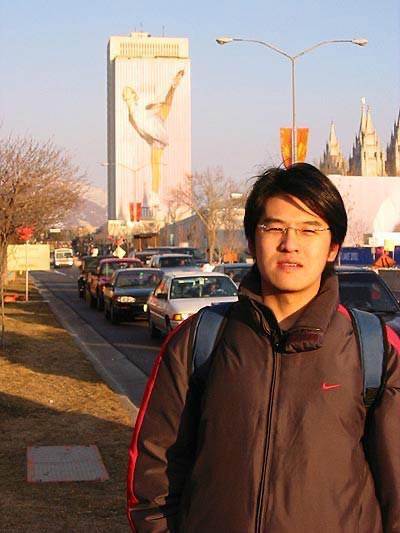 采访姚明在足球学到什么,传奇球星评价姚明