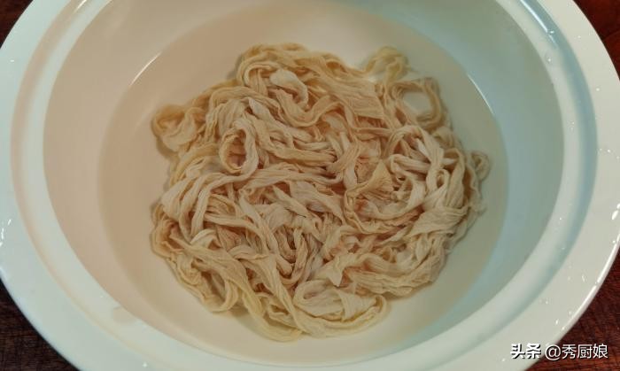 想灌香肠的肠衣,想要自己灌香肠需求准备什么东西