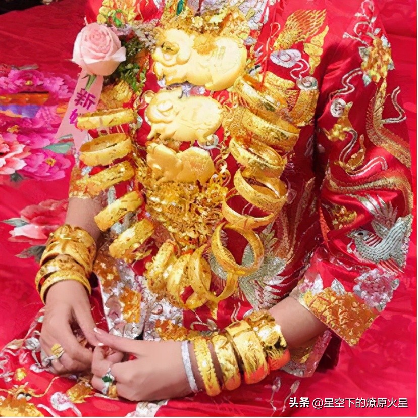 哪种黄金手镯不容易变形,黄金手镯变形是不是假的