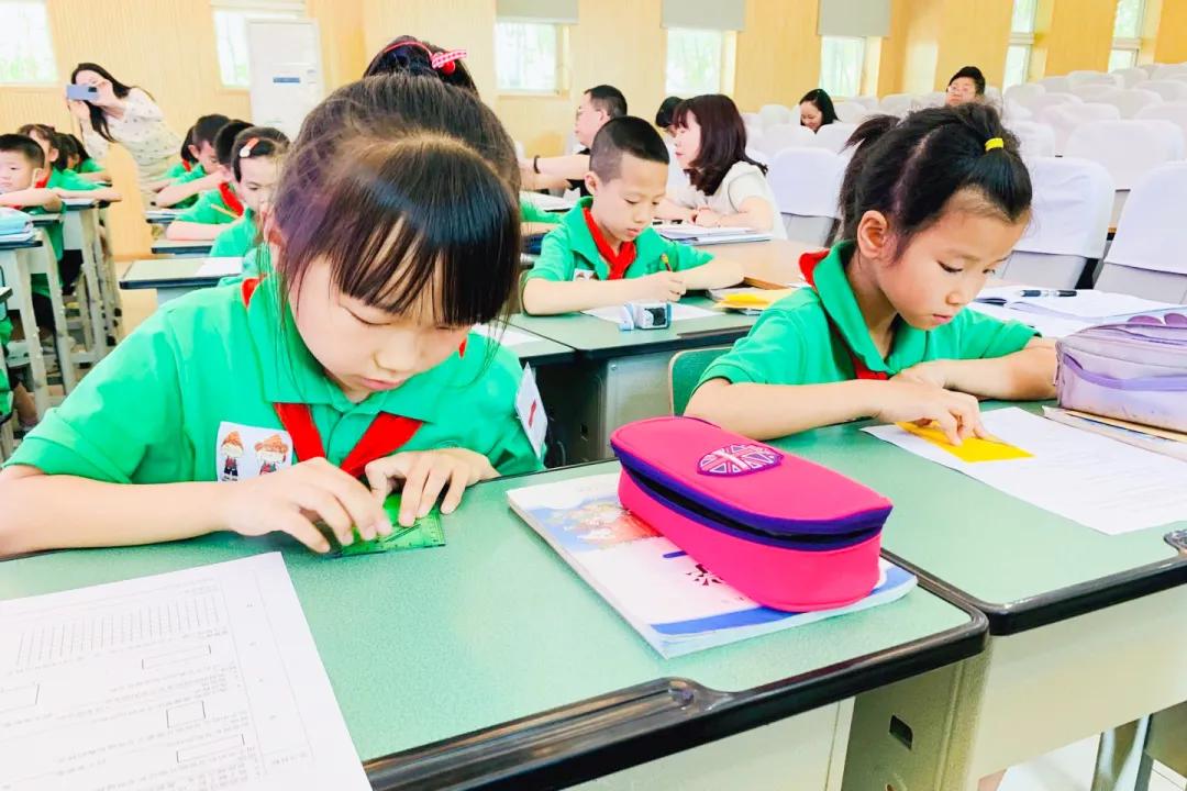 双流区双华小学教育,成都市双流双华小学