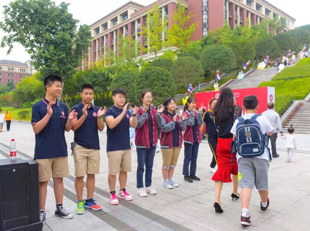 重庆和成都哪座城市学校更好,重庆和成都最好的学校