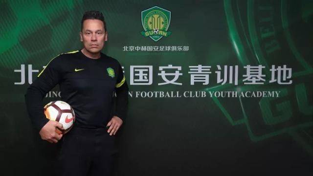 国足技术粗糙缺乏侵略性等问题,中国国足面对现实认清现状