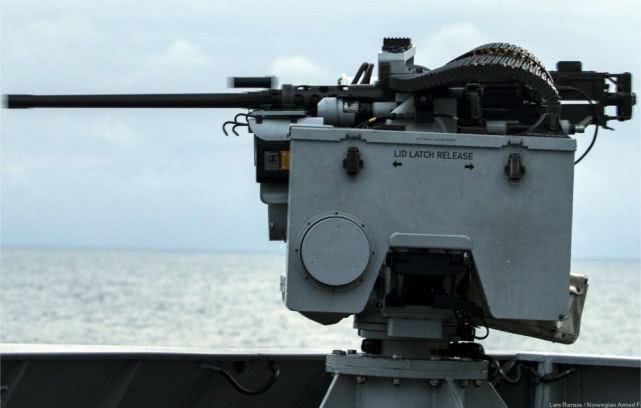 外媒报道中国大陆电磁弹射器,中国海军30mm遥控机炮