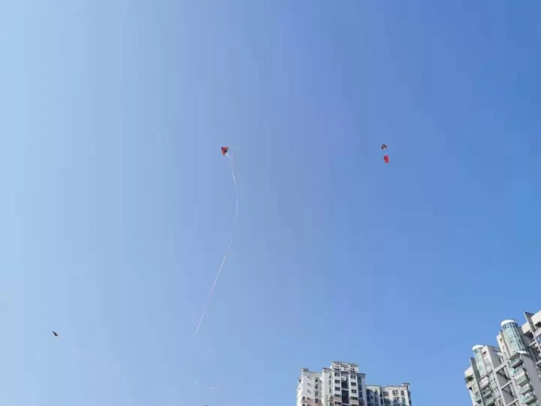 越秀｜太燃！铁一小学的这个体育节活力满满、欢乐满满，还科技感爆棚