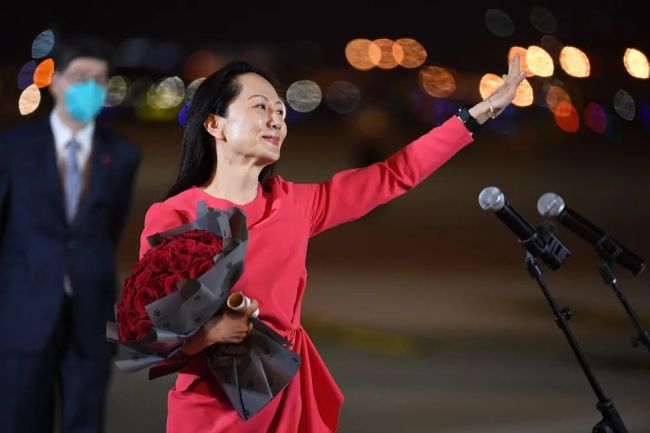 要自己出钱买，还要付月租！孟晚舟戴了1000天的电子脚镣是啥技术