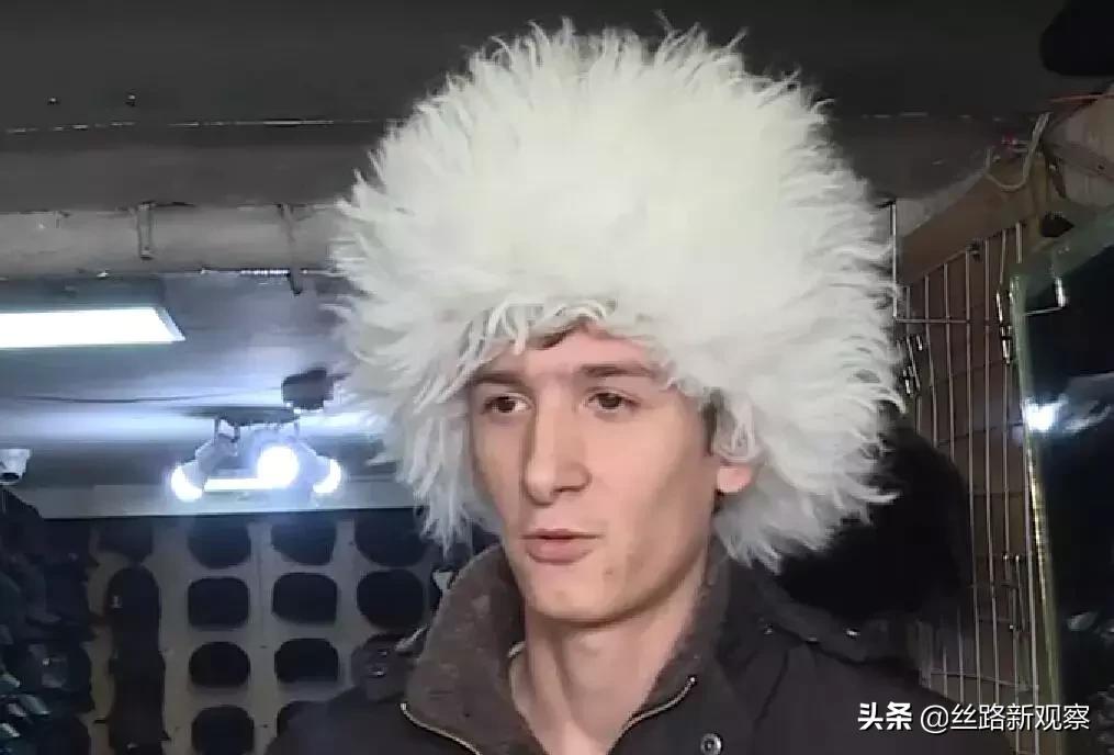 中国制造的“哈比布帽”风靡塔吉克斯坦