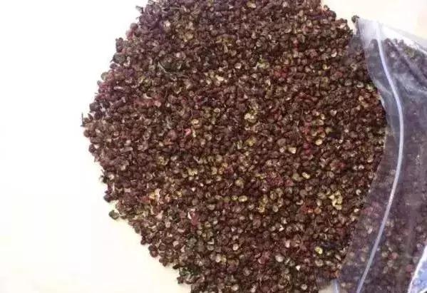 花椒、麻椒、藤椒有啥区分，在烹饪中如何与食材搭配才能最美味？