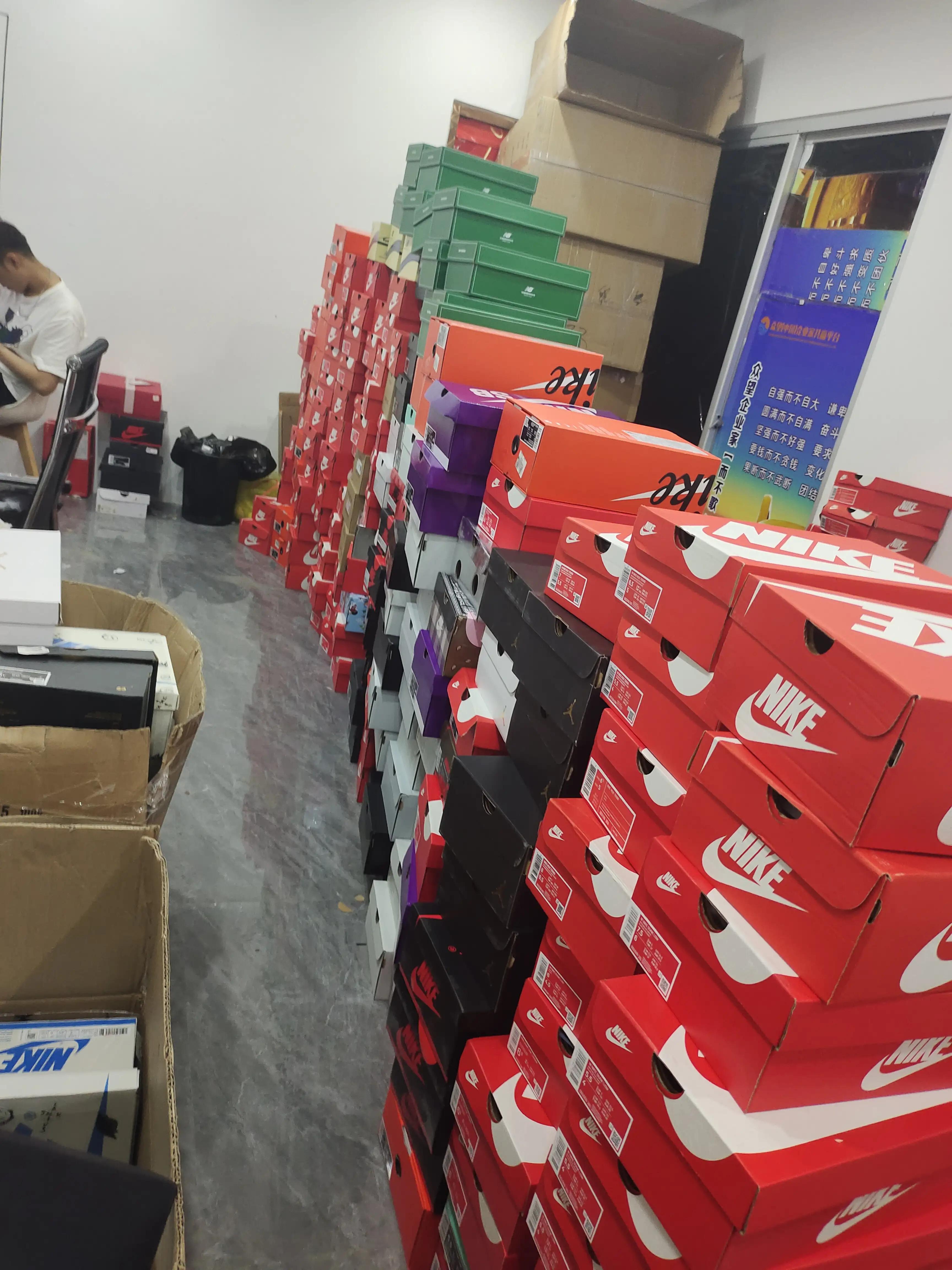 安踏40.5和41码区分大吗 (阿迪40.5和41码差多少)