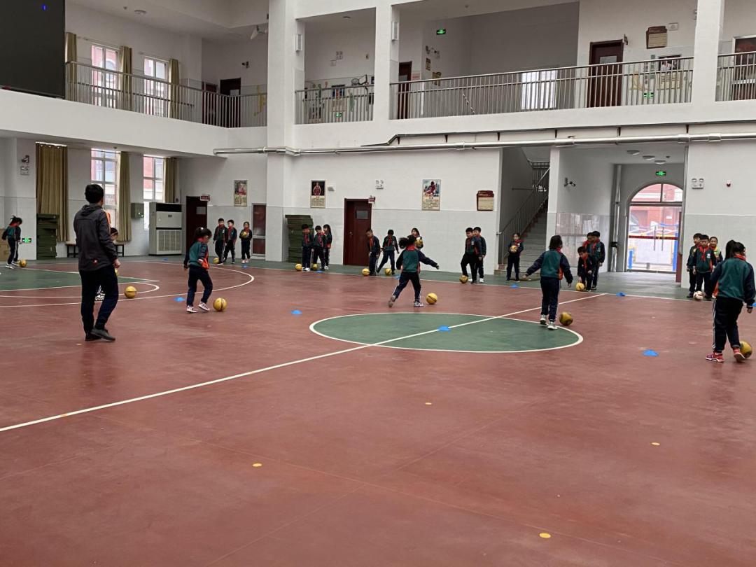 小学体育组集体备课教研活动记录,智源小学活动