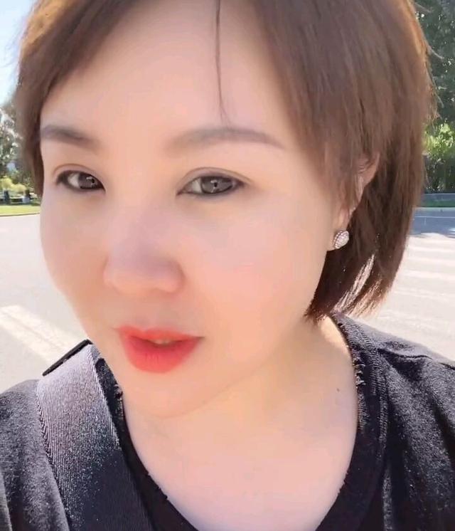 刘能王小利的辛酸往事和红黑过往,王小利和刘能现在怎么样了