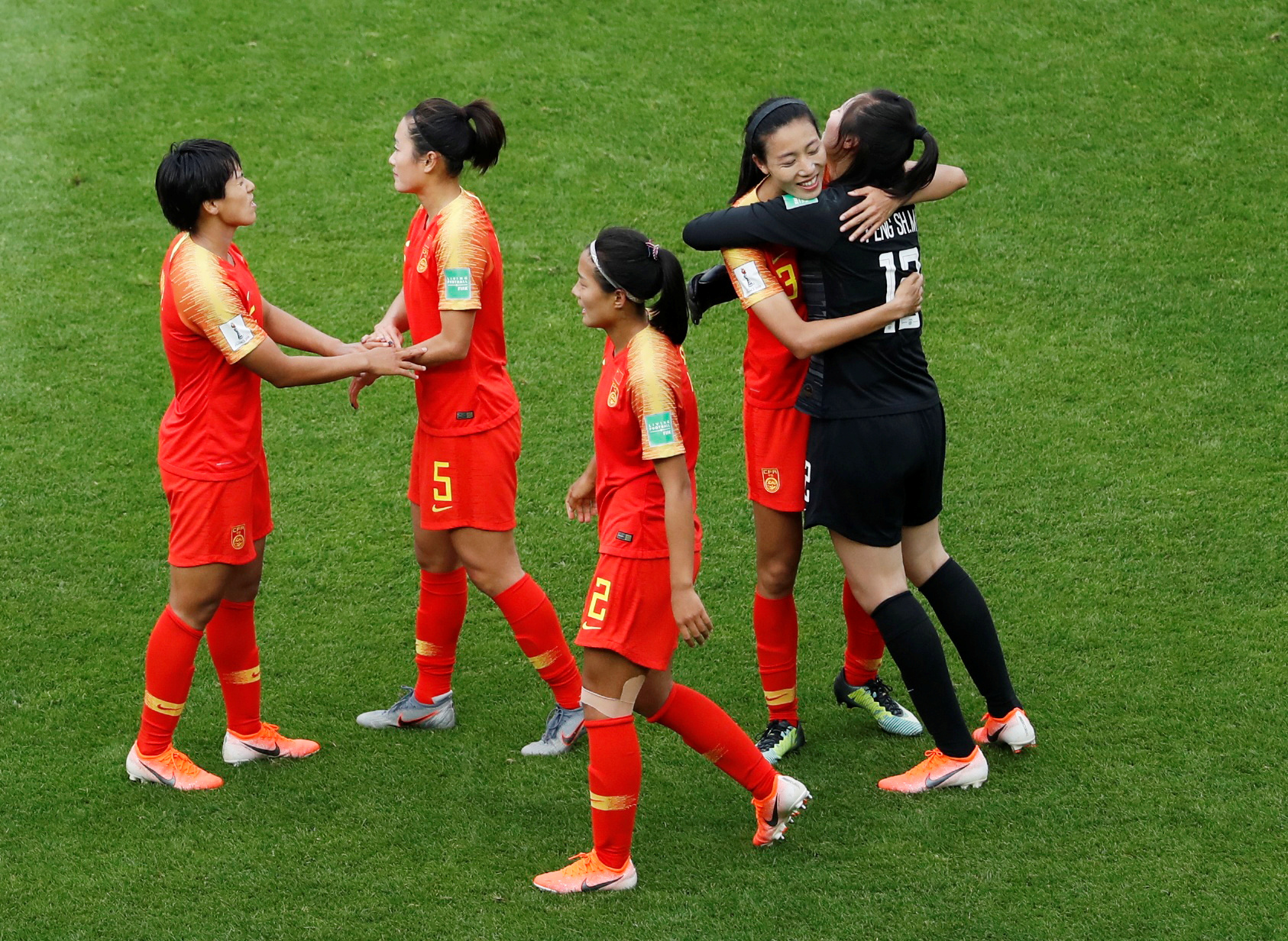 女足门神彭诗梦9次扑救撞门柱,中国女足门神彭诗梦