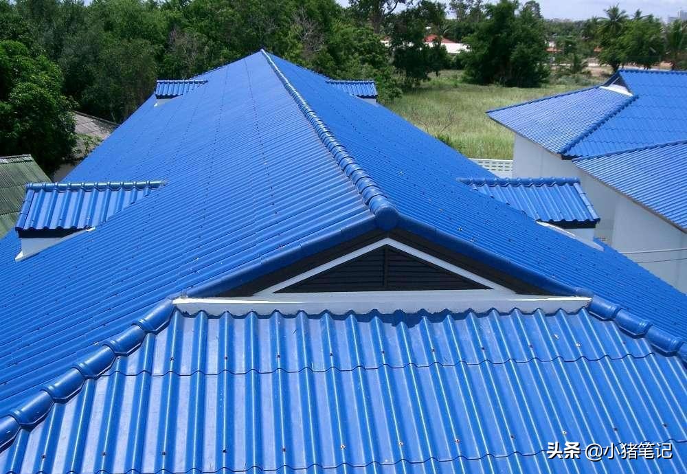 彩钢保温夹芯板和彩钢瓦价格,彩钢瓦和彩钢夹芯瓦哪个好